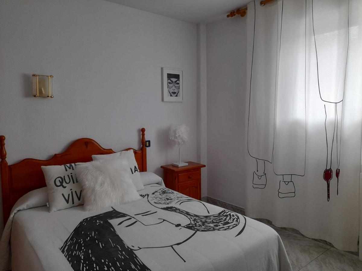 Hostal "Los Chanos El Ruso" Galende Buitenkant foto