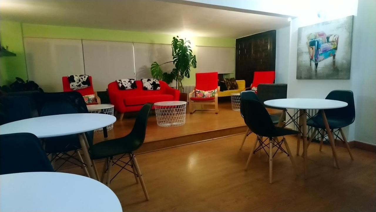Hostal "Los Chanos El Ruso" Galende Buitenkant foto